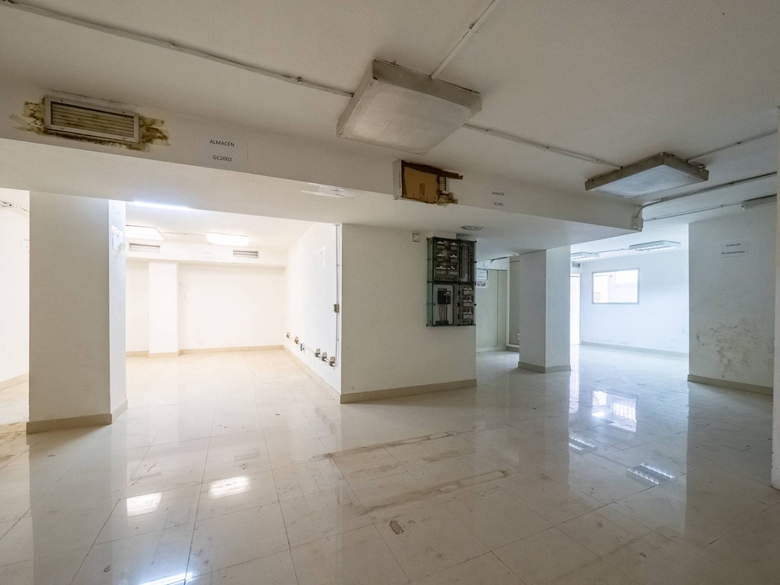 Kommersiell till salu i Las Palmas de Gran Canaria med garage - 320 000 € (Ref: 9604982)