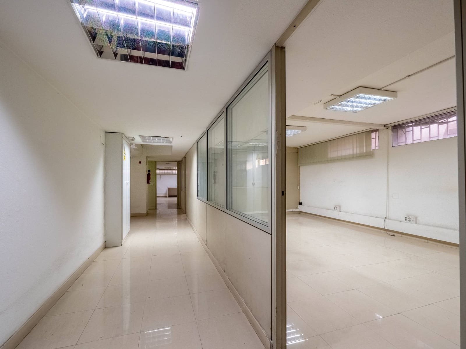 Kommersiell till salu i Las Palmas de Gran Canaria med garage - 320 000 € (Ref: 9604982)