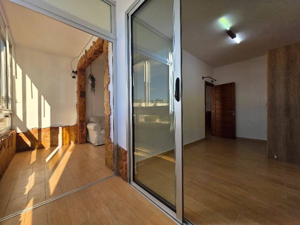 Apartamento de 2 habitaciones en Telde en alquiler - 900 € (Ref: 9604984)