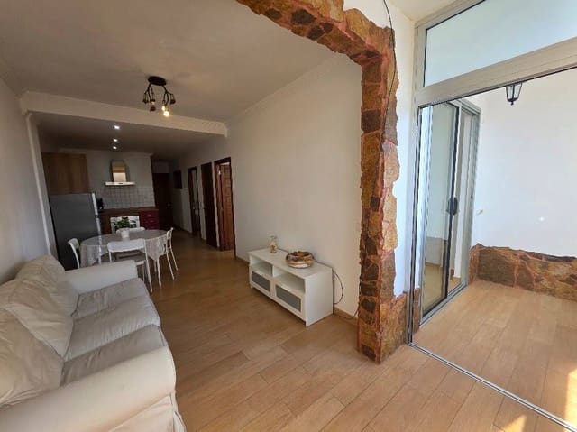 Apartamento de 2 habitaciones en Telde en alquiler - 900 € (Ref: 9604984)