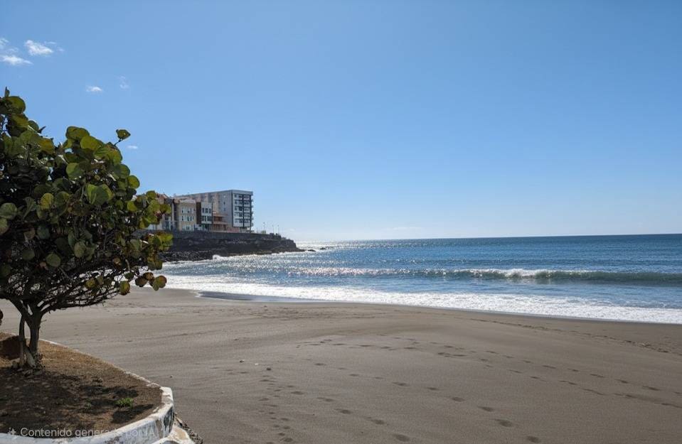 Apartamento de 2 habitaciones en Telde en alquiler - 900 € (Ref: 9604984)