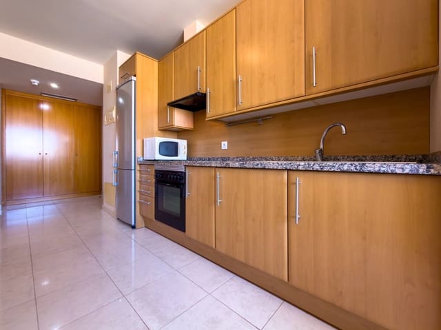 1 quarto Apartamento para venda em Los Llanos, Santa Cruz de Tenerife com garagem - 284 900 € (Ref: 9604985)