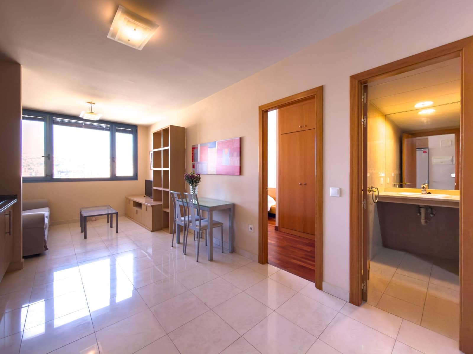 1 bedroom Apartment for sale in Santa Cruz de Tenerife with garage - € 284,900 (Ref: 9604985)