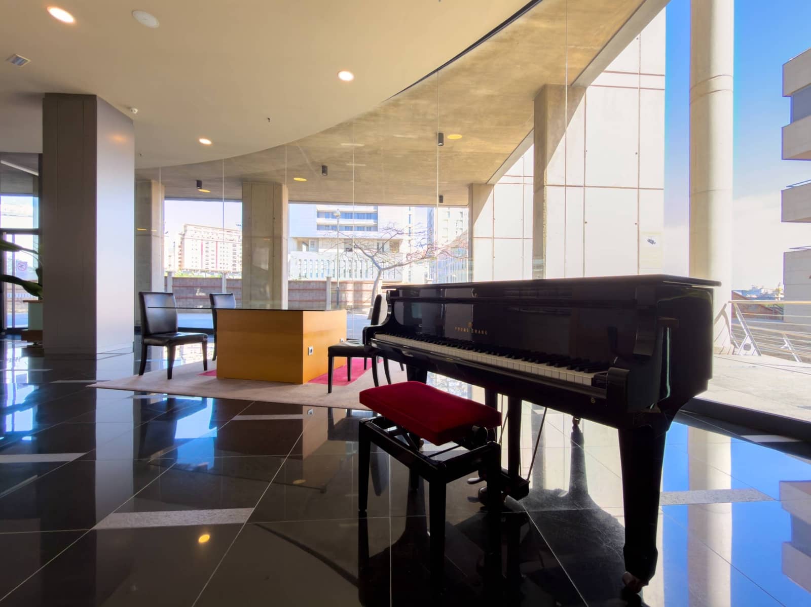 1 bedroom Apartment for sale in Santa Cruz de Tenerife with garage - € 284,900 (Ref: 9604985)