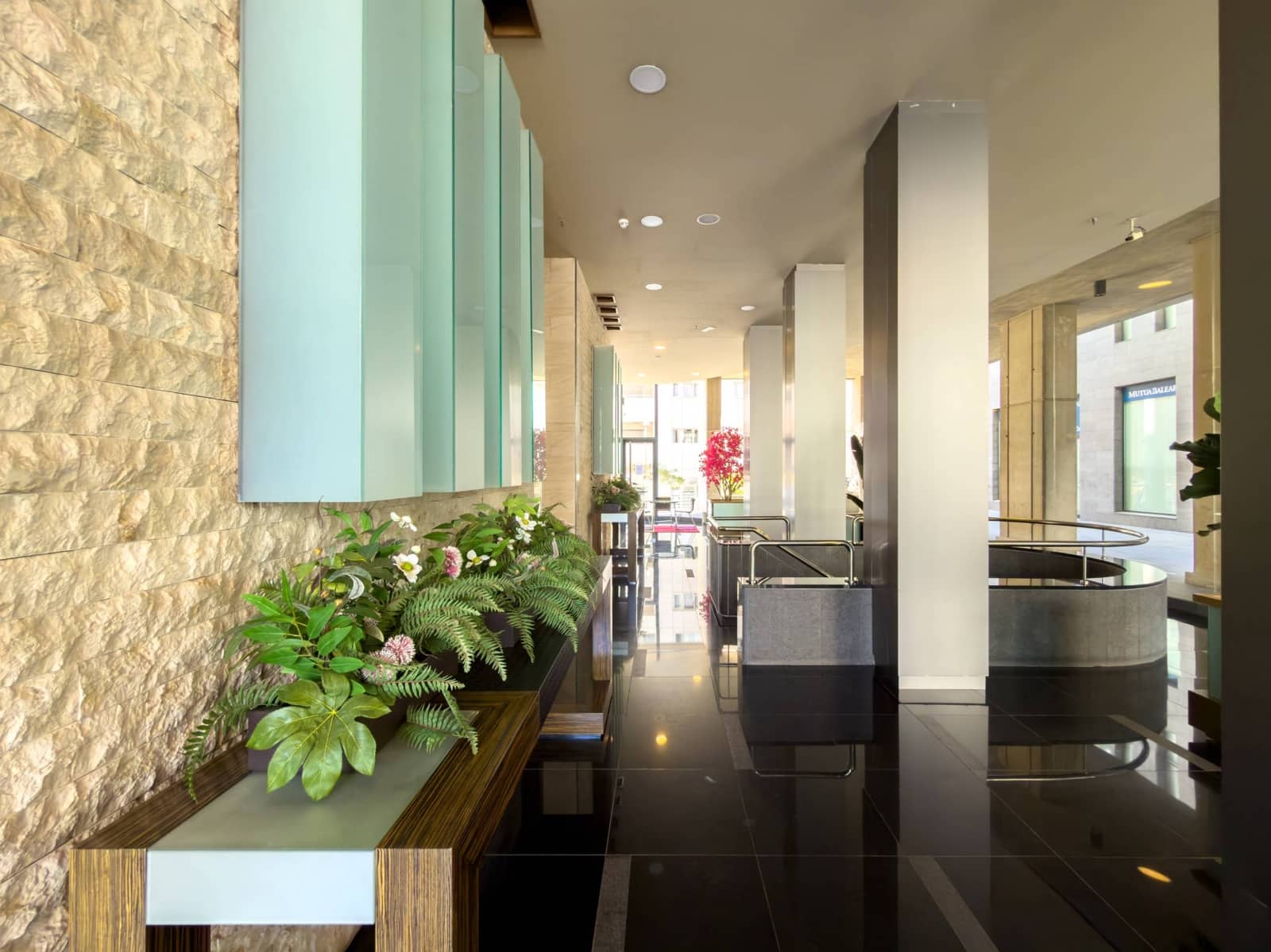 1 bedroom Apartment for sale in Santa Cruz de Tenerife with garage - € 284,900 (Ref: 9604985)