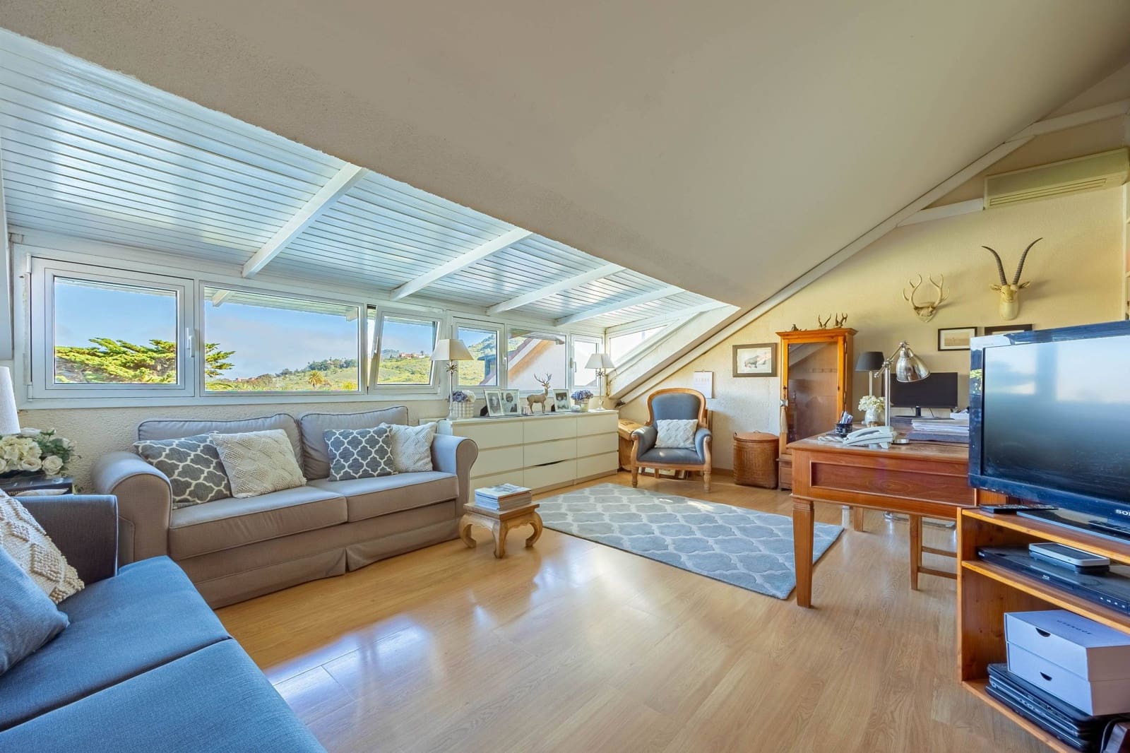 4 bedroom Apartment for sale in Santa Brigida with garage - € 580,000 (Ref: 9604986)