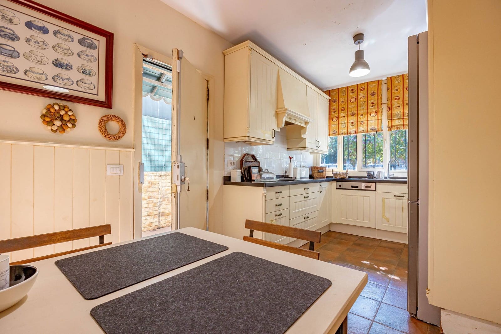 4 bedroom Apartment for sale in Santa Brigida with garage - € 580,000 (Ref: 9604986)