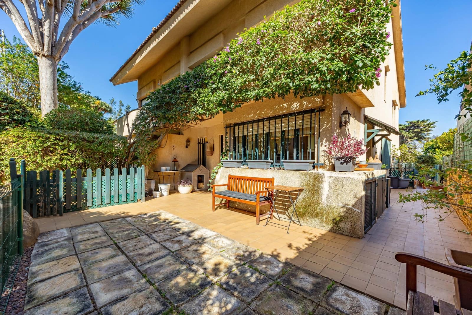 4 bedroom Apartment for sale in Santa Brigida with garage - € 580,000 (Ref: 9604986)
