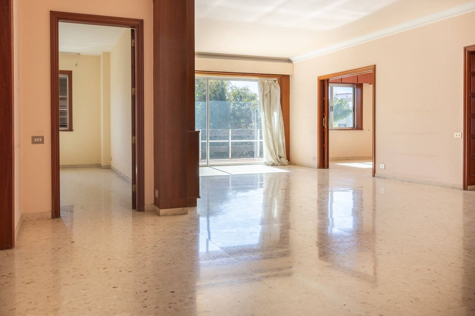 10 makuuhuone Huvila myytävänä paikassa Santa Cruz de Tenerife mukana 
autotalli - 1 995 000 € (Ref: 9604987)