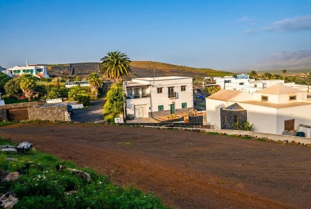 Building Plot for sale in Teguise - € 140,000 (Ref: 9611541)
