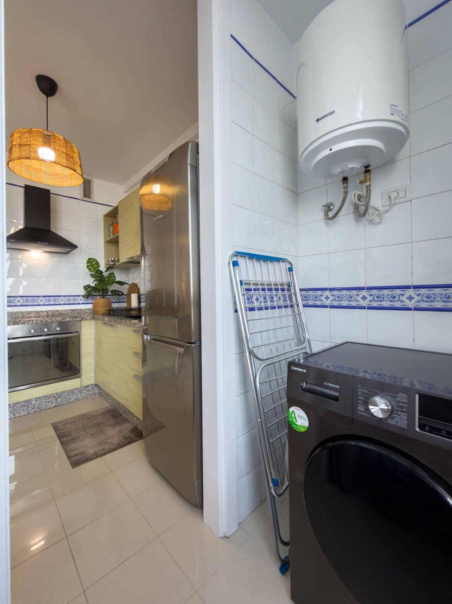 2 Zimmer Apartment zu verkaufen in Bajamar mit Pool Garage - 350.000 € (Ref: 9611545)