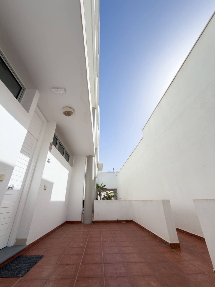 2 Zimmer Apartment zu verkaufen in Bajamar mit Pool Garage - 350.000 € (Ref: 9611545)