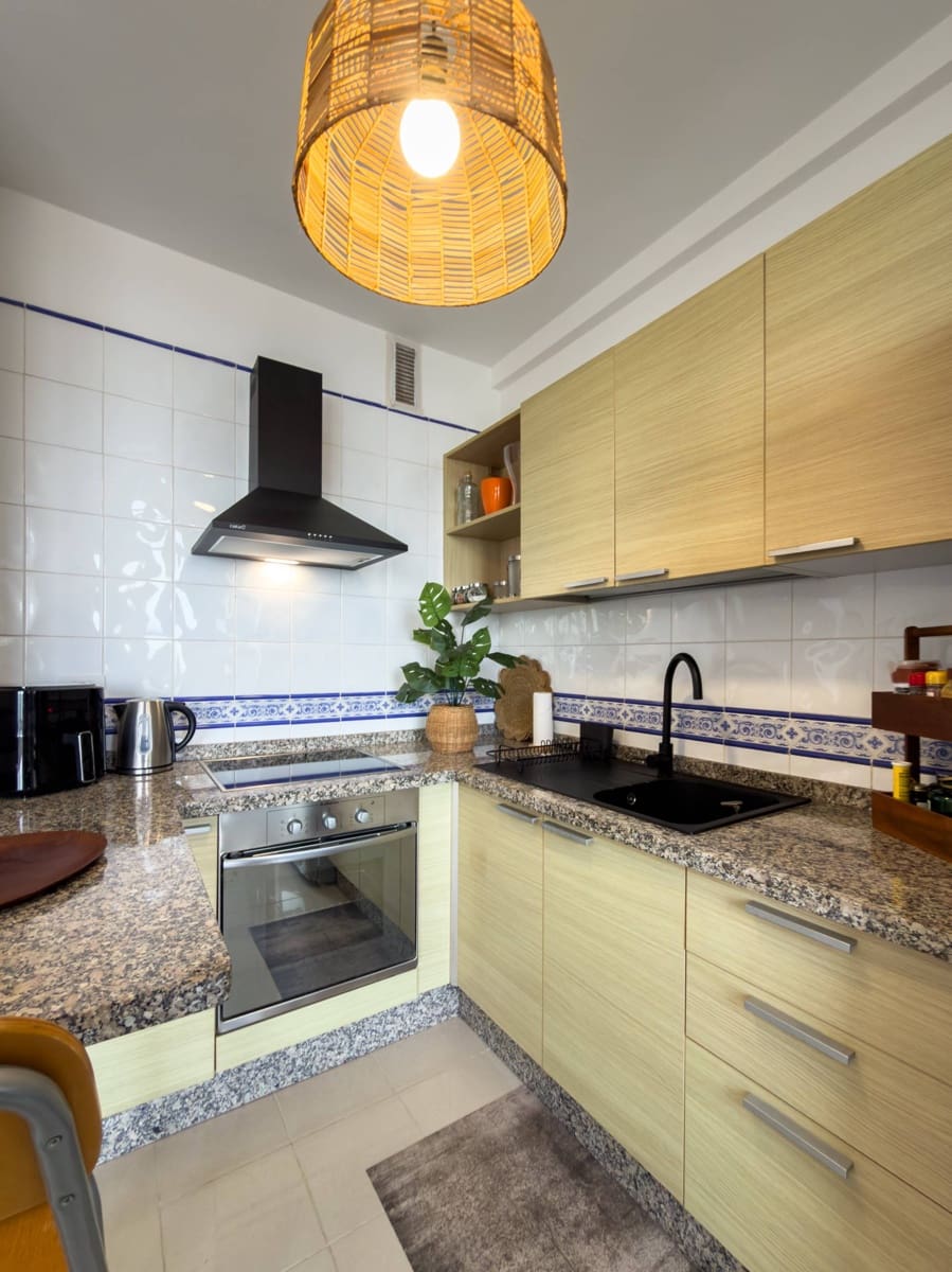 2 Zimmer Apartment zu verkaufen in Bajamar mit Pool Garage - 350.000 € (Ref: 9611545)