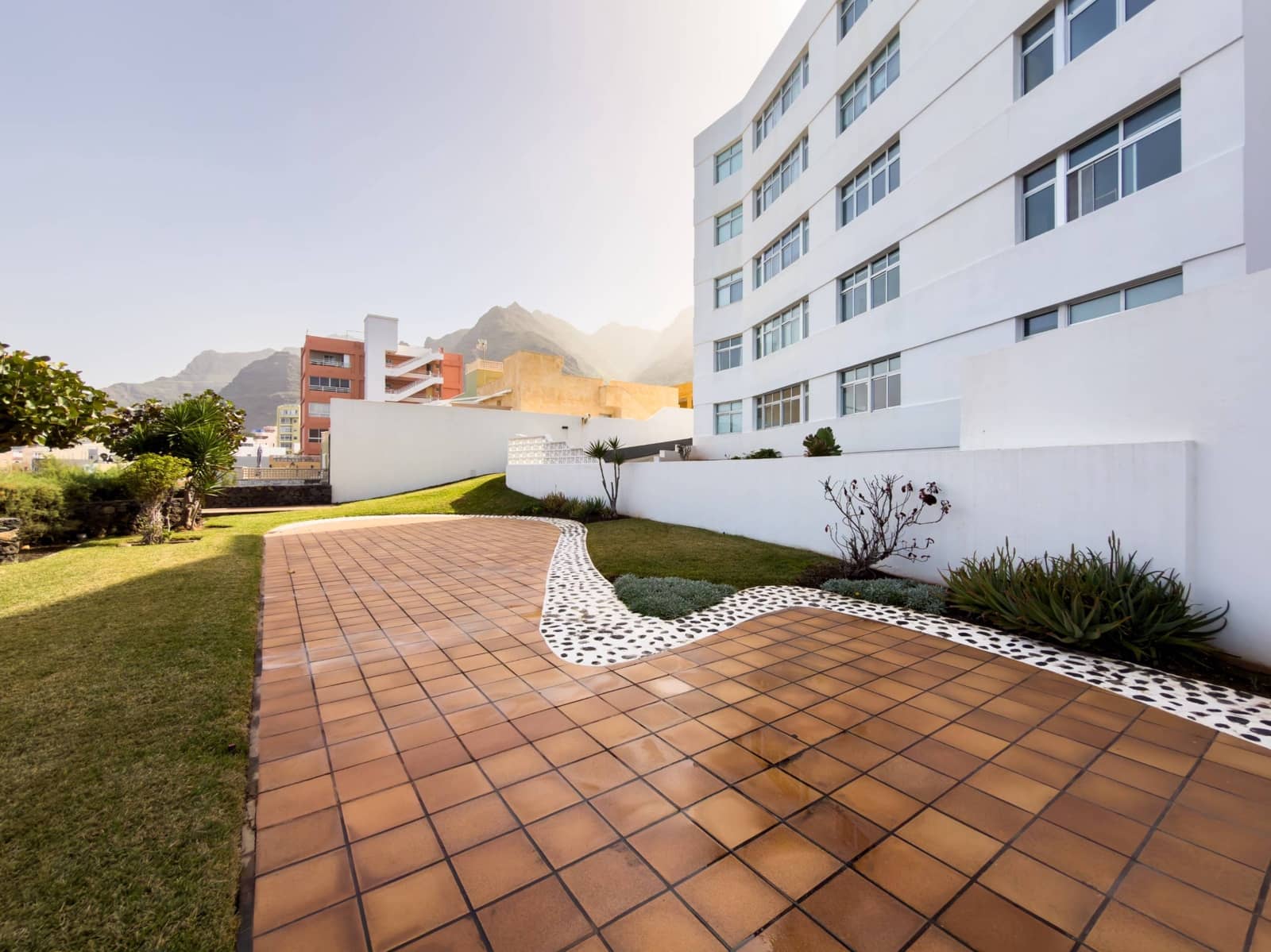 2 Zimmer Apartment zu verkaufen in Bajamar mit Pool Garage - 350.000 € (Ref: 9611545)