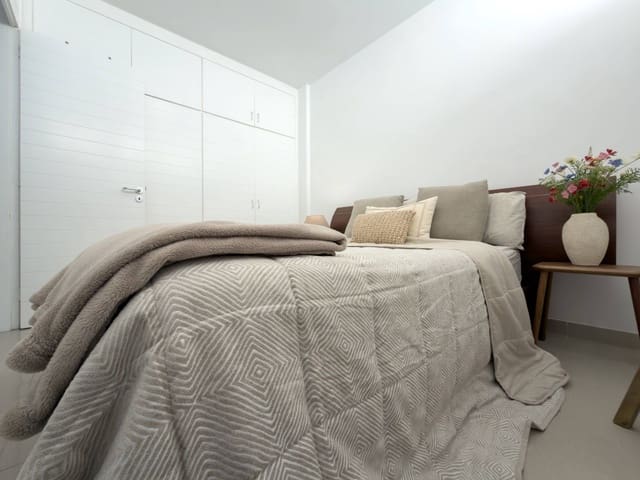 2 quarto Apartamento para venda em Bajamar, San Cristóbal de La Laguna com piscina garagem - 350 000 € (Ref: 9611545)