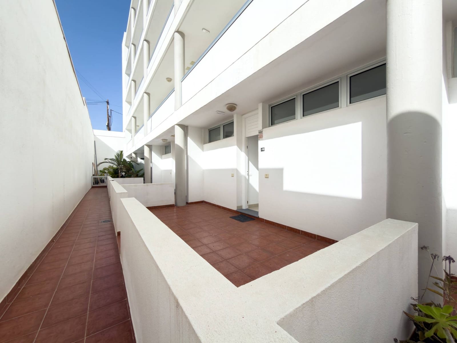 2 bedroom Apartment for sale in Bajamar with pool garage - € 350,000 (Ref: 9611545)