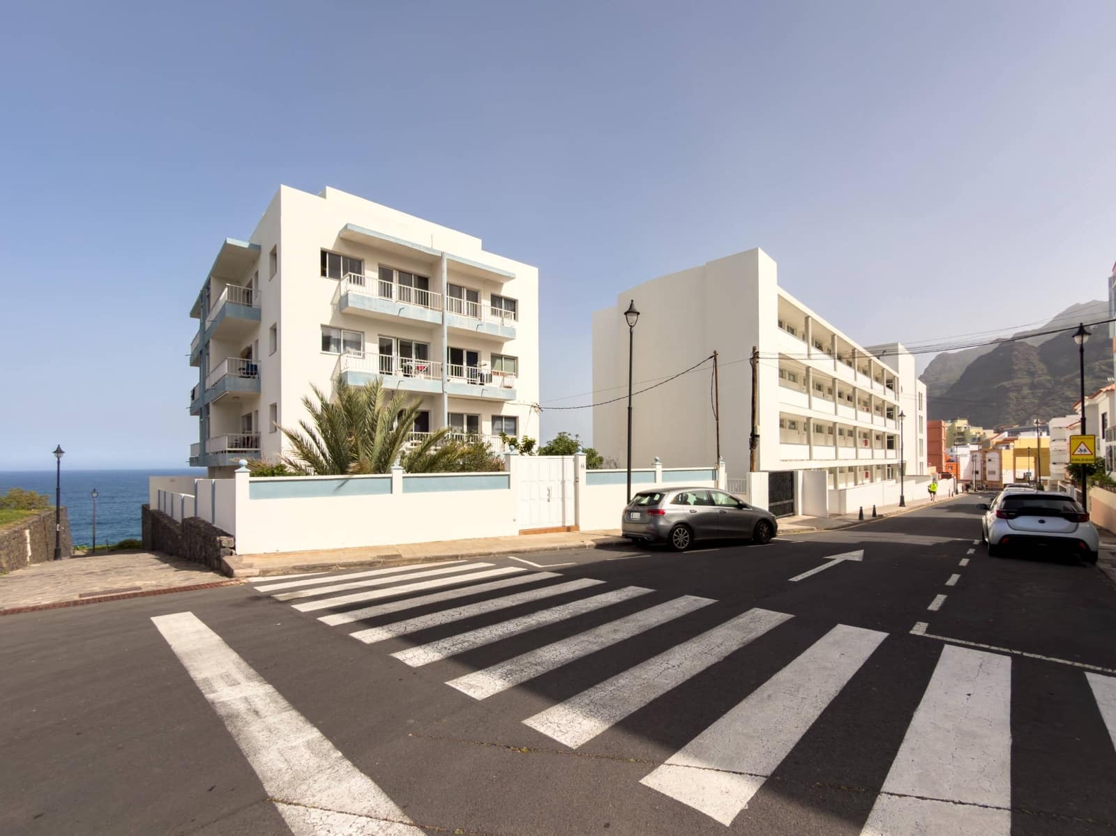 2 bedroom Apartment for sale in Bajamar with pool garage - € 350,000 (Ref: 9611545)