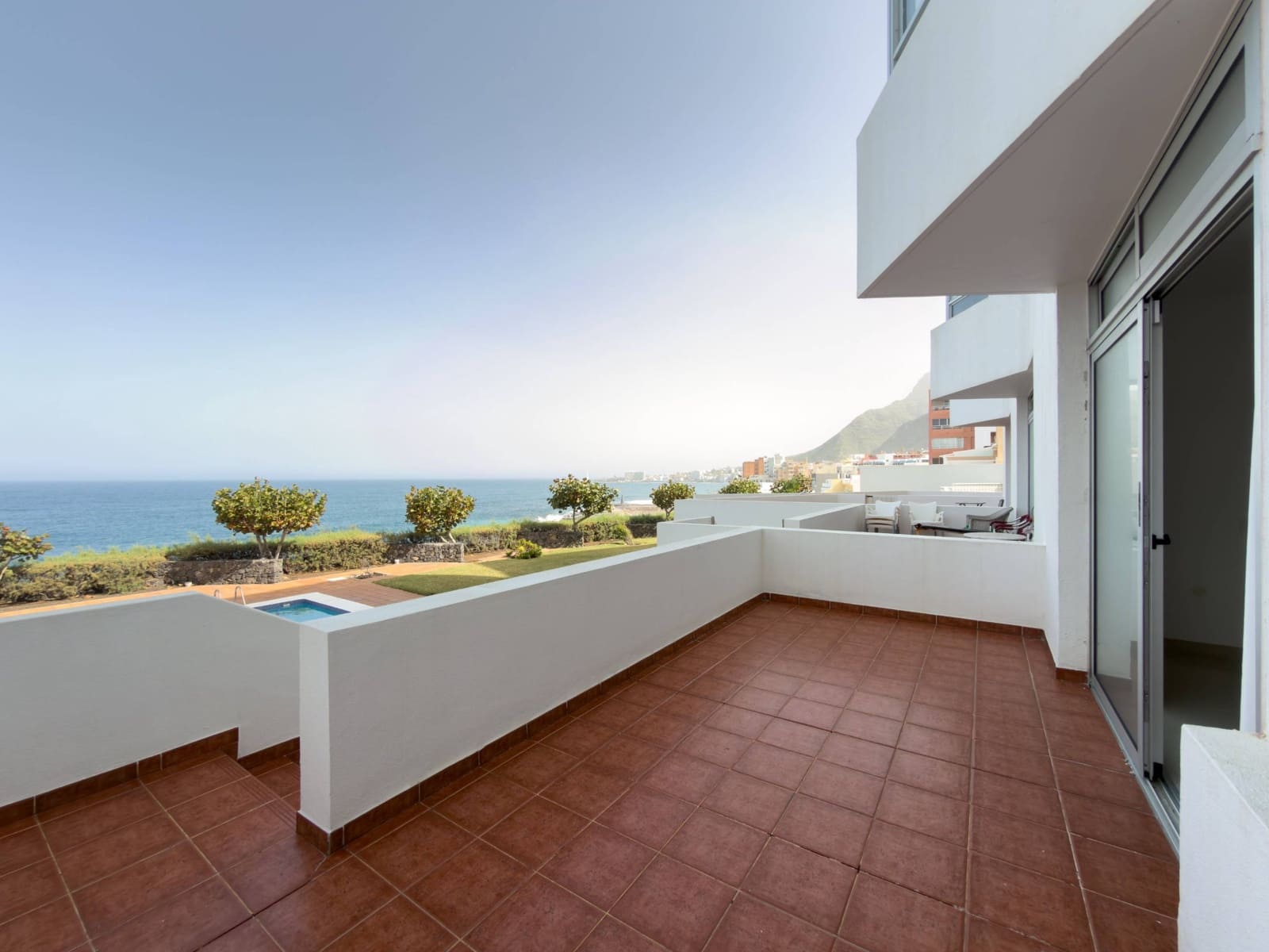 2 bedroom Apartment for sale in Bajamar with pool garage - € 350,000 (Ref: 9611545)