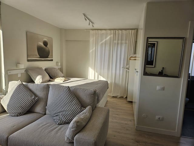 1 sovrum Lägenhet att hyra i La Minilla, Las Palmas de Gran Canaria med pool - 975 € (Ref: 9619234)