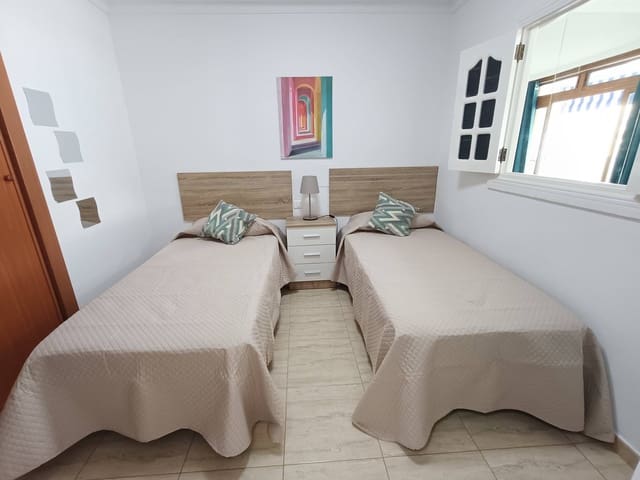Apartamento de 1 habitación en Playa del Inglés, San Bartolomé de Tirajana en alquiler con piscina - 1.100 € (Ref: 9619236)