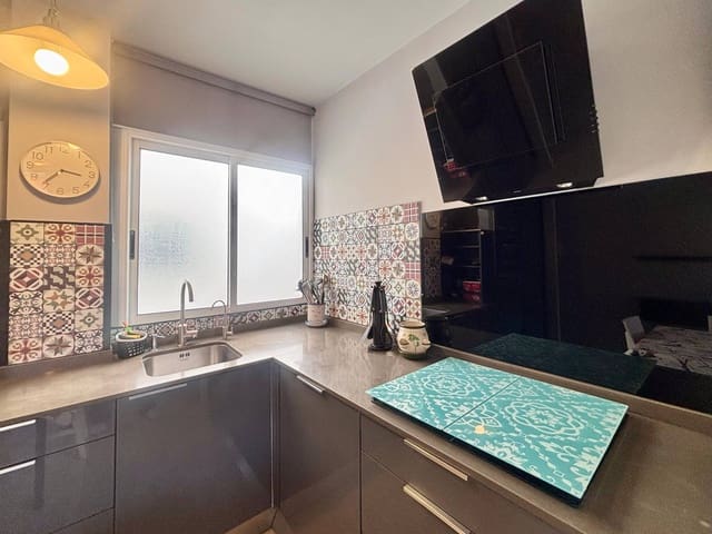 3 soverom Leilighet til salgs i Candelaria med garasje - € 317 000 (Ref: 9619237)