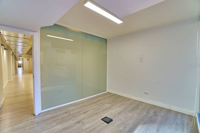 Kontor til salg i Guanarteme, Las Palmas de Gran Canaria - € 420.000 (Ref: 9627511)