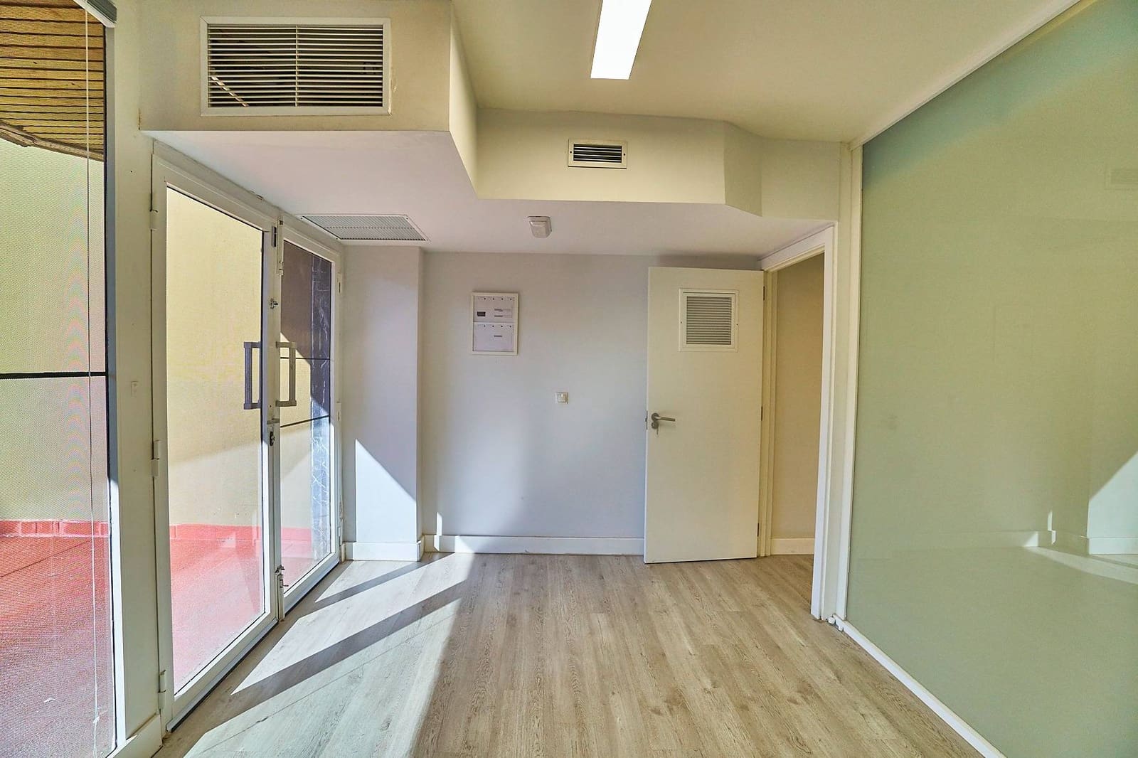 Kontor til salg i Las Palmas de Gran Canaria - € 420.000 (Ref: 9627511)