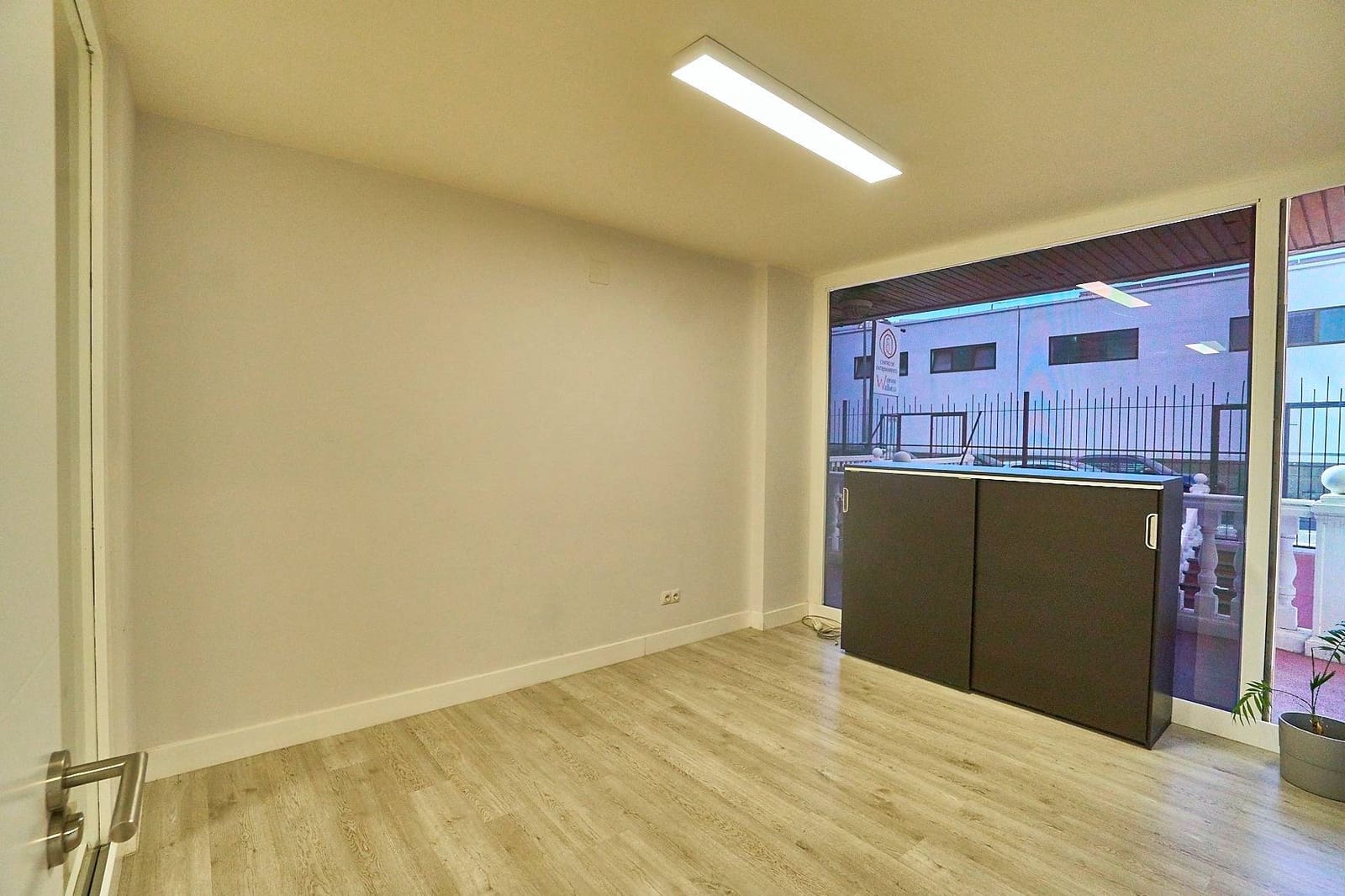 Oficina en Las Palmas de Gran Canaria en venta - 420.000 € (Ref: 9627511)