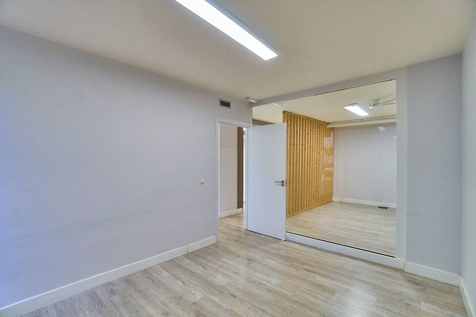 Oficina en Las Palmas de Gran Canaria en venta - 420.000 € (Ref: 9627511)