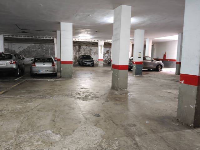 Garagem para venda em La Salle, Santa Cruz de Tenerife - 38 000 € (Ref: 9629988)