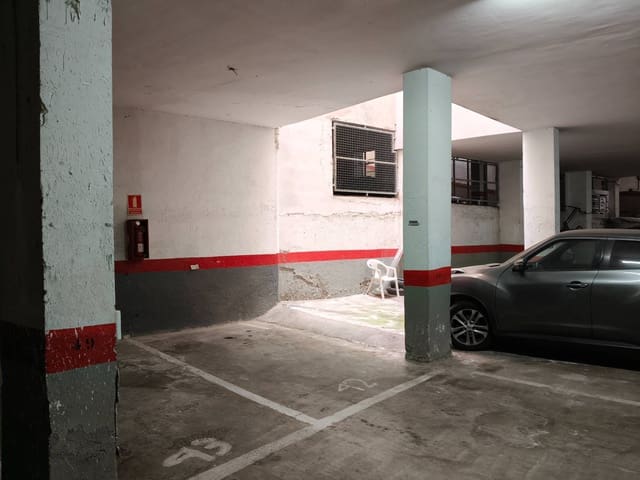 Garagem para venda em La Salle, Santa Cruz de Tenerife - 38 000 € (Ref: 9629988)