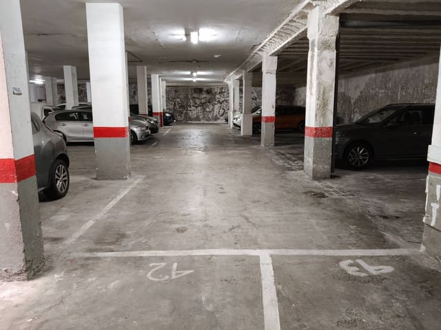 Garagem para venda em La Salle, Santa Cruz de Tenerife - 38 000 € (Ref: 9629988)