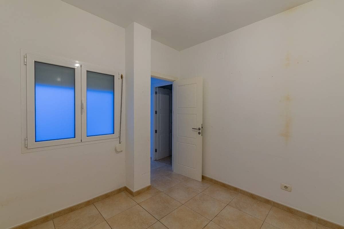 3 sovrum Lägenhet till salu i Las Palmas de Gran Canaria med garage - 320 000 € (Ref: 9634272)