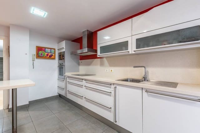 3 sovrum Lägenhet till salu i Arenales - Lugo - Avda. Marítima, Las Palmas de Gran Canaria med garage - 320 000 € (Ref: 9634272)