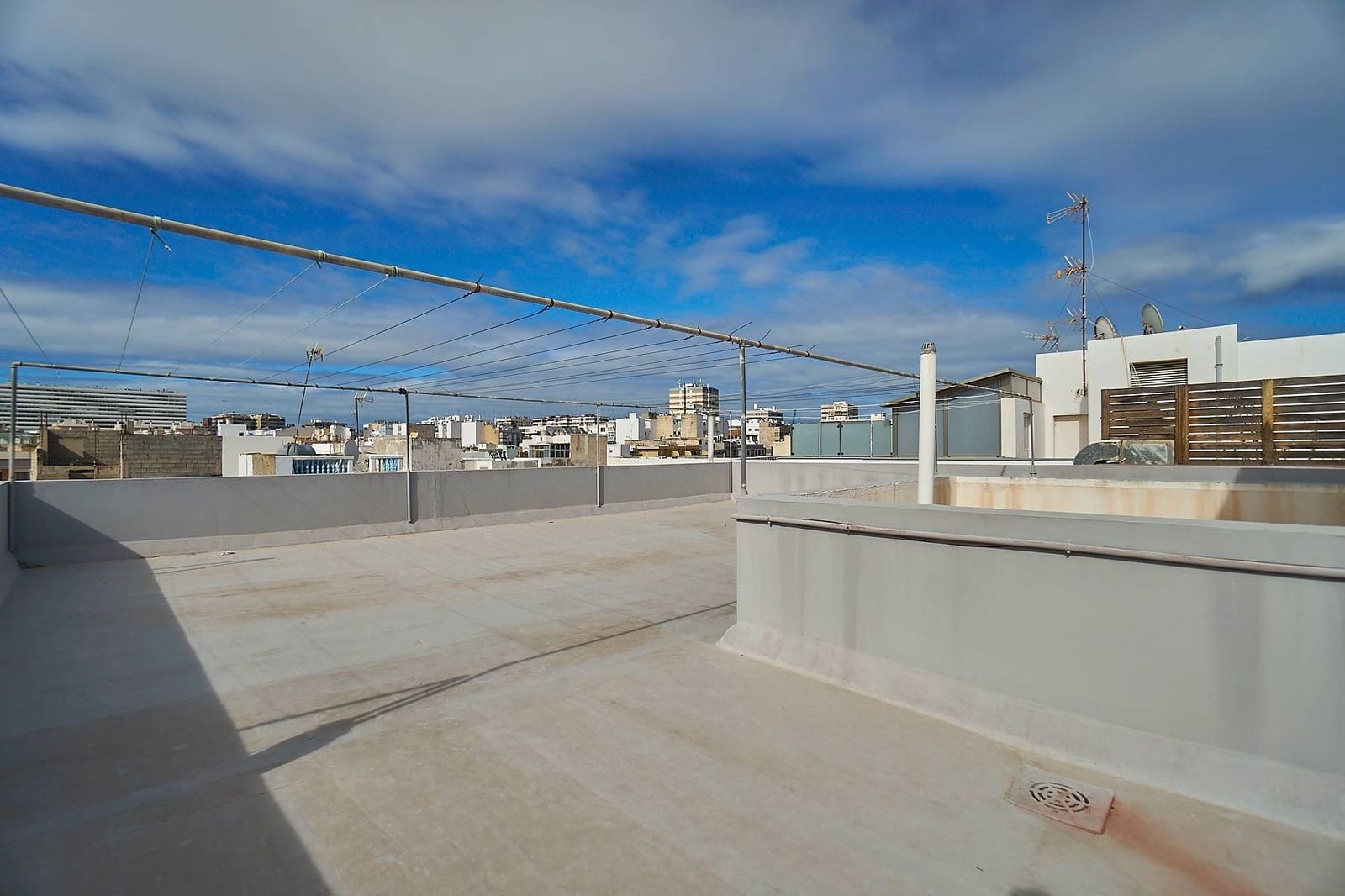 3 makuuhuone Asunto myytävänä paikassa Las Palmas de Gran Canaria - 270 000 € (Ref: 9652011)