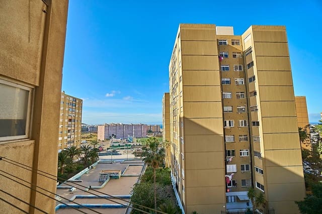 4 bedroom Flat for sale in La Feria, Las Palmas de Gran Canaria - € 179,990 (Ref: 9659442)