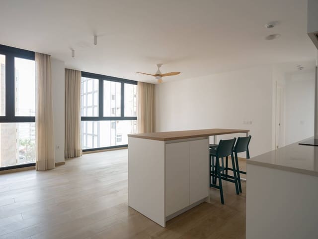 Piso de 2 habitaciones en Guanarteme, Las Palmas de Gran Canaria en alquiler - 1.300 € (Ref: 9659443)