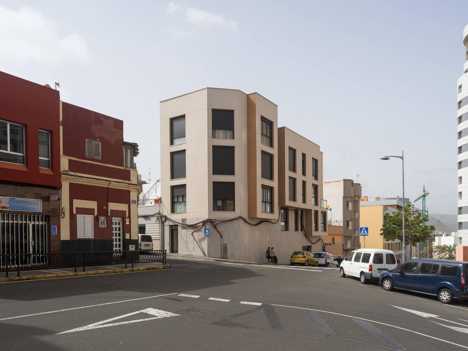 2 soverom Leilighet til leie i Las Palmas de Gran Canaria - € 1 300 (Ref: 9659443)