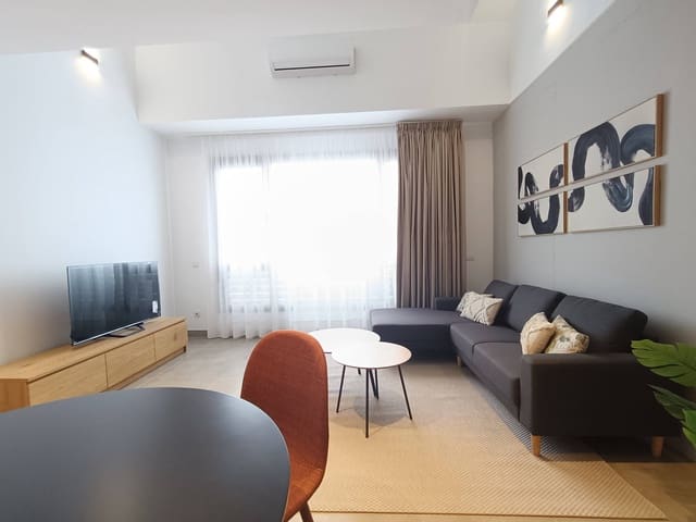 1 sypialnia Penthouse do wynajęcia w Las Palmas de Gran Canaria - 1 500 € (Ref: 9659444)
