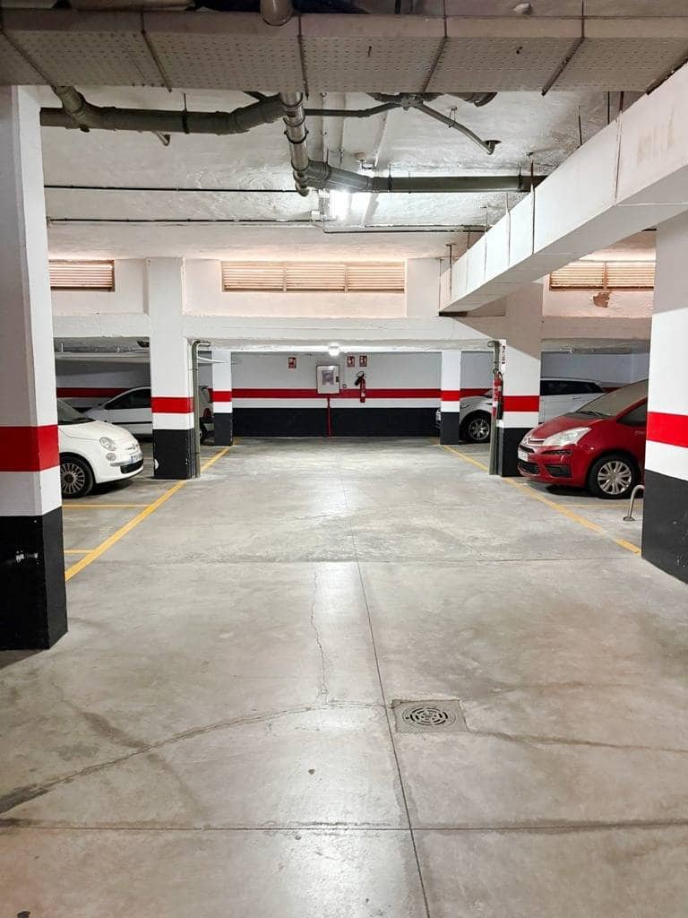 Garage à vendre à Las Palmas de Gran Canaria - 50 000 € (Ref: 9666506)