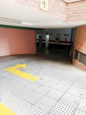 Garage à vendre à Las Palmas de Gran Canaria - 50 000 € (Ref: 9666506)