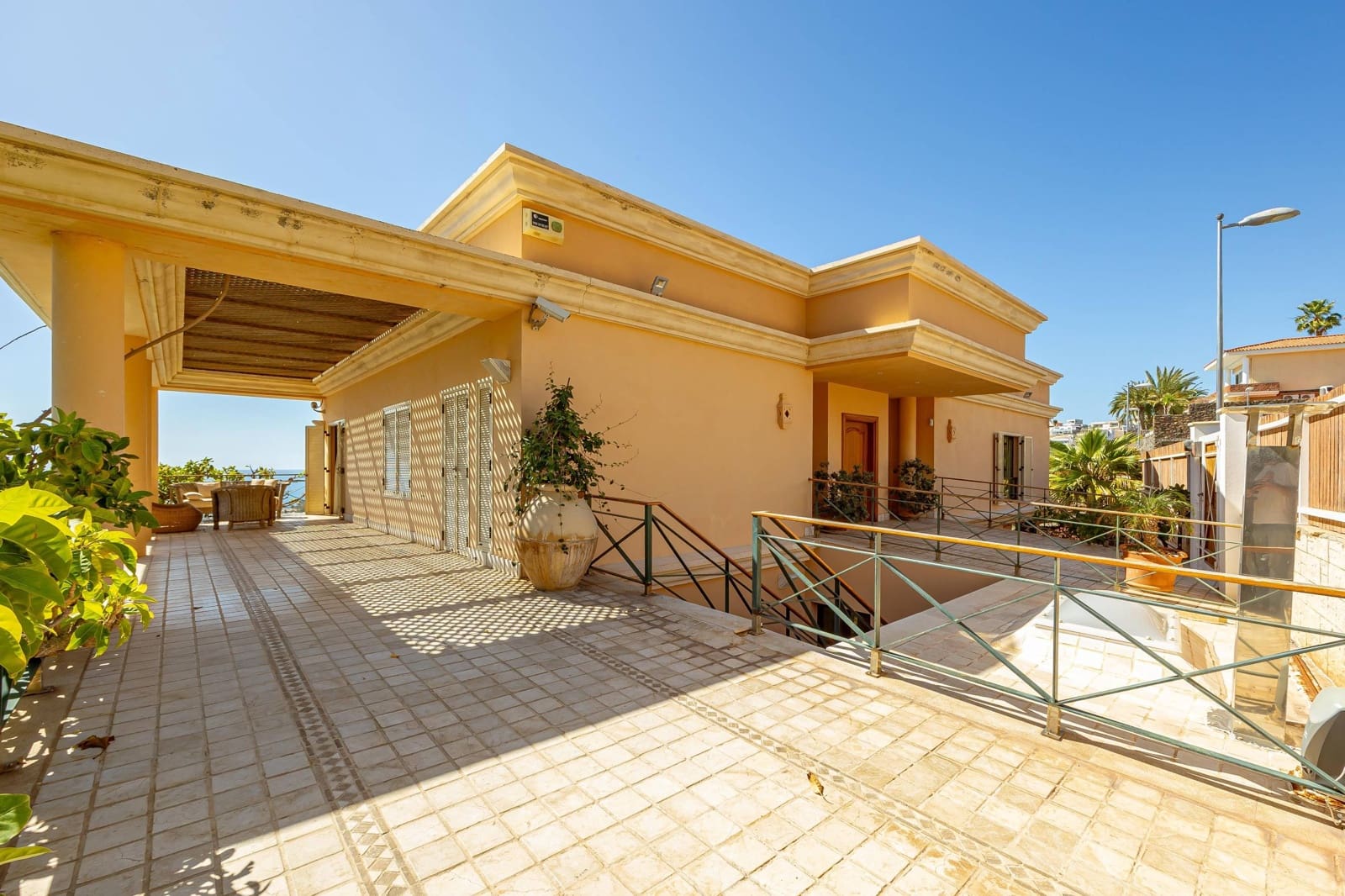 5 Zimmer Villa zu verkaufen in San Bartolome de Tirajana mit Pool Garage - 3.200.000 € (Ref: 9670648)