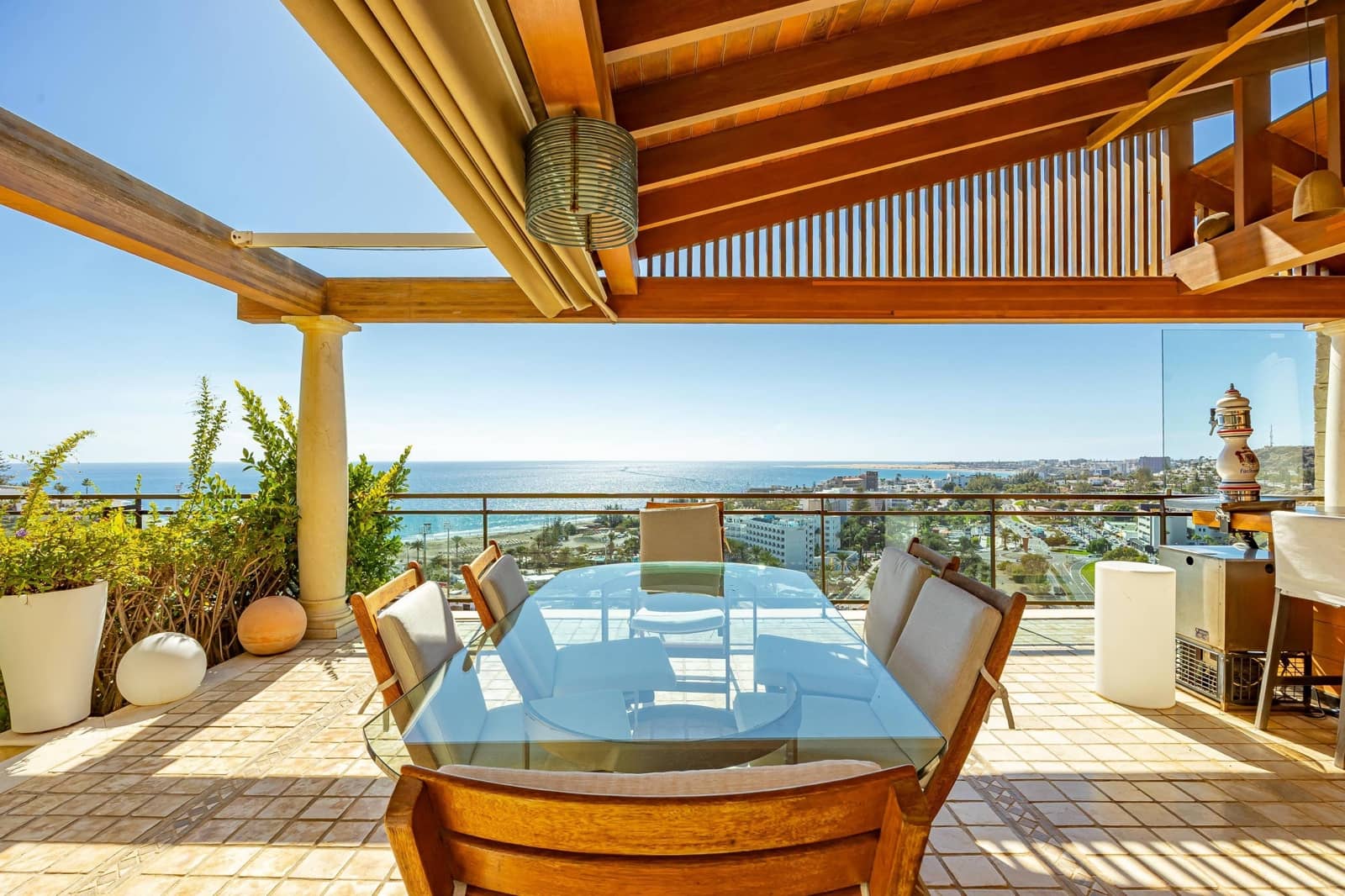 5 Zimmer Villa zu verkaufen in San Bartolome de Tirajana mit Pool Garage - 3.200.000 € (Ref: 9670648)