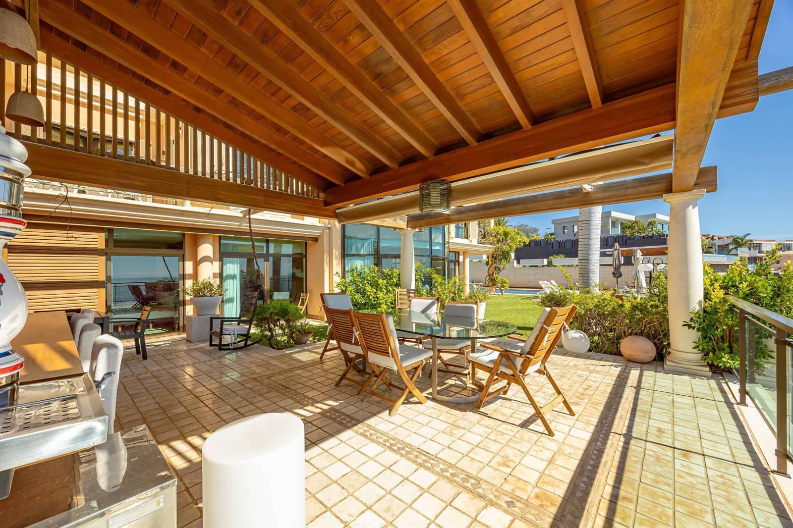 5 Zimmer Villa zu verkaufen in San Bartolome de Tirajana mit Pool Garage - 3.200.000 € (Ref: 9670648)