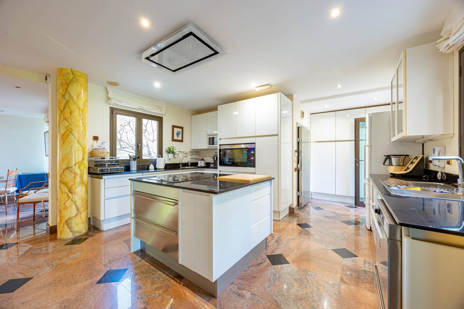 5 sovrum Villa till salu i San Bartolome de Tirajana med pool garage - 3 200 000 € (Ref: 9670648)