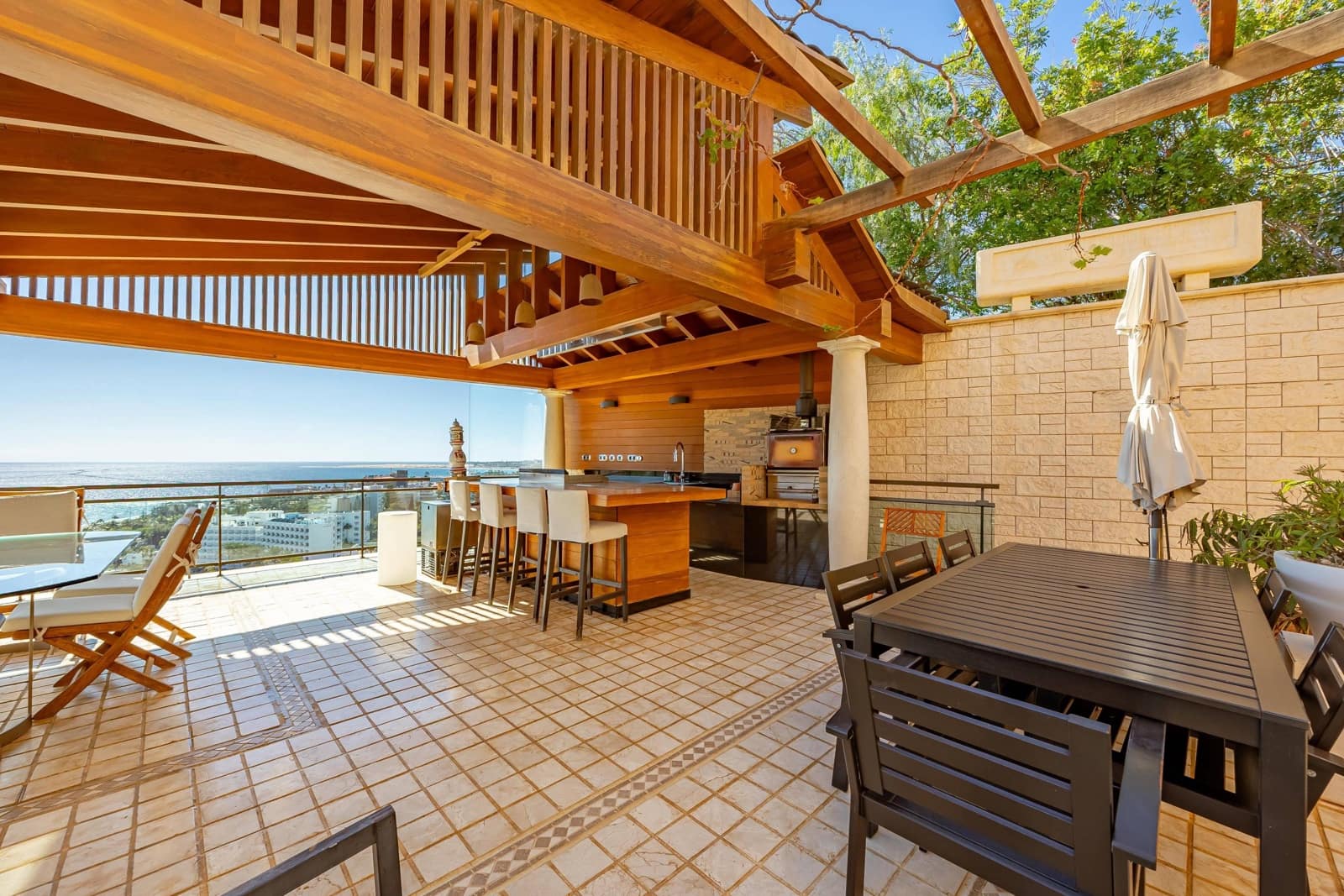 5 sovrum Villa till salu i San Bartolome de Tirajana med pool garage - 3 200 000 € (Ref: 9670648)