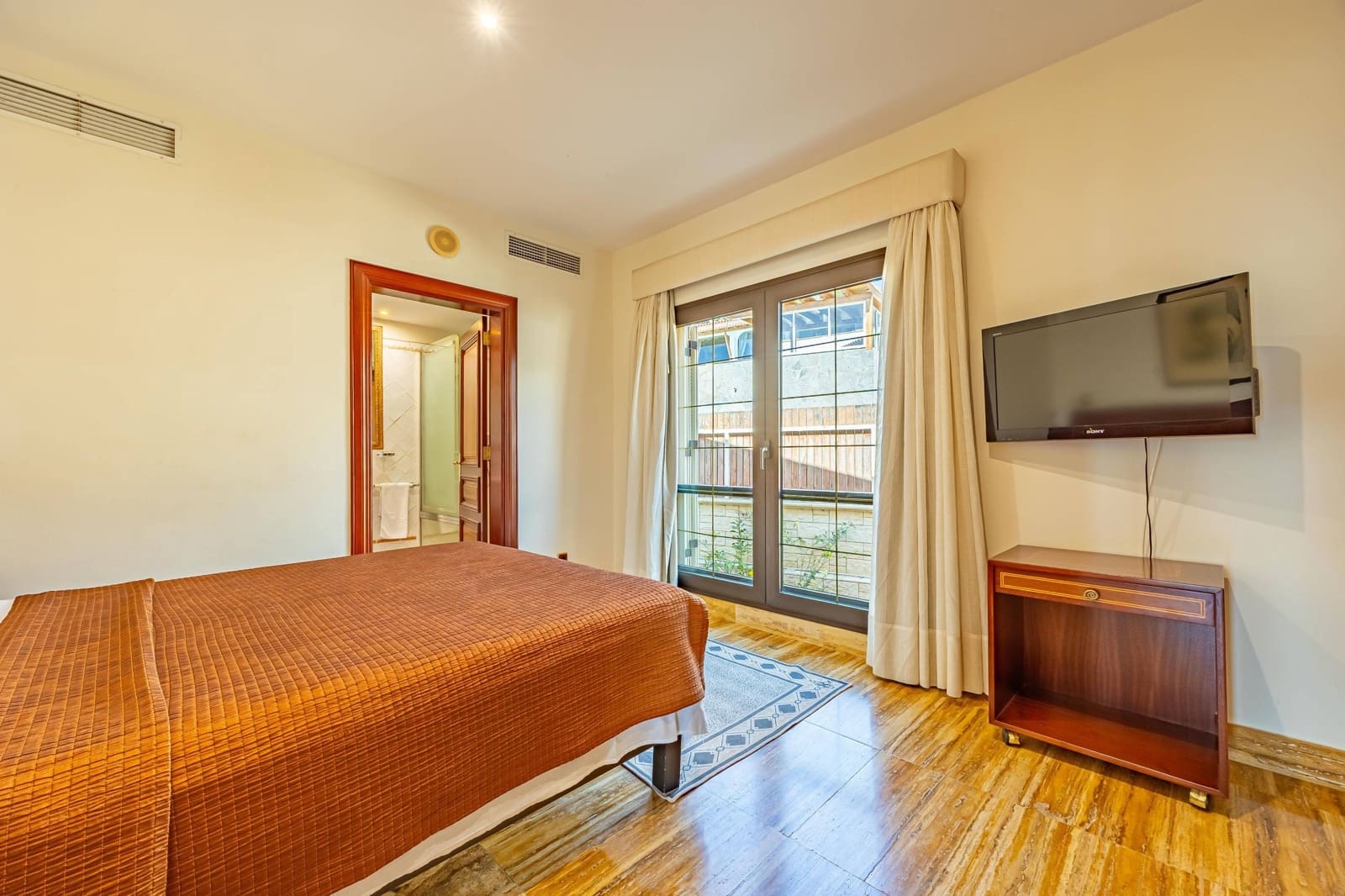 5 sovrum Villa till salu i San Bartolome de Tirajana med pool garage - 3 200 000 € (Ref: 9670648)