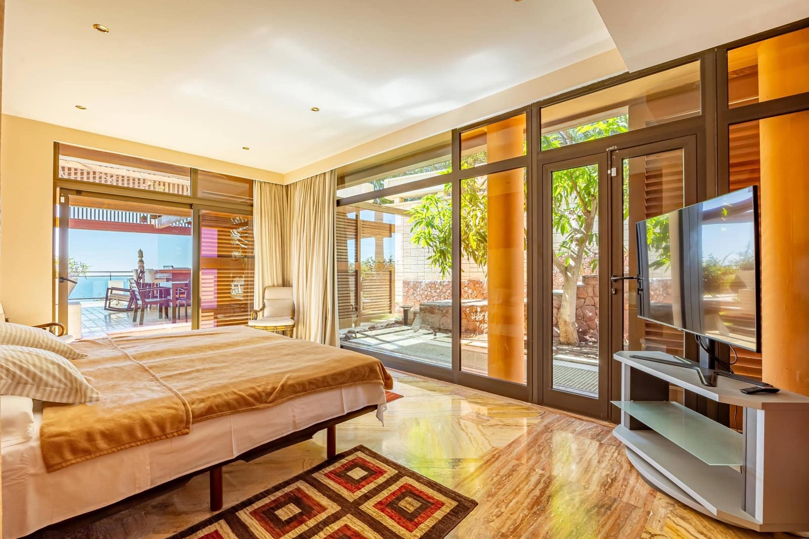 5 sovrum Villa till salu i San Bartolome de Tirajana med pool garage - 3 200 000 € (Ref: 9670648)