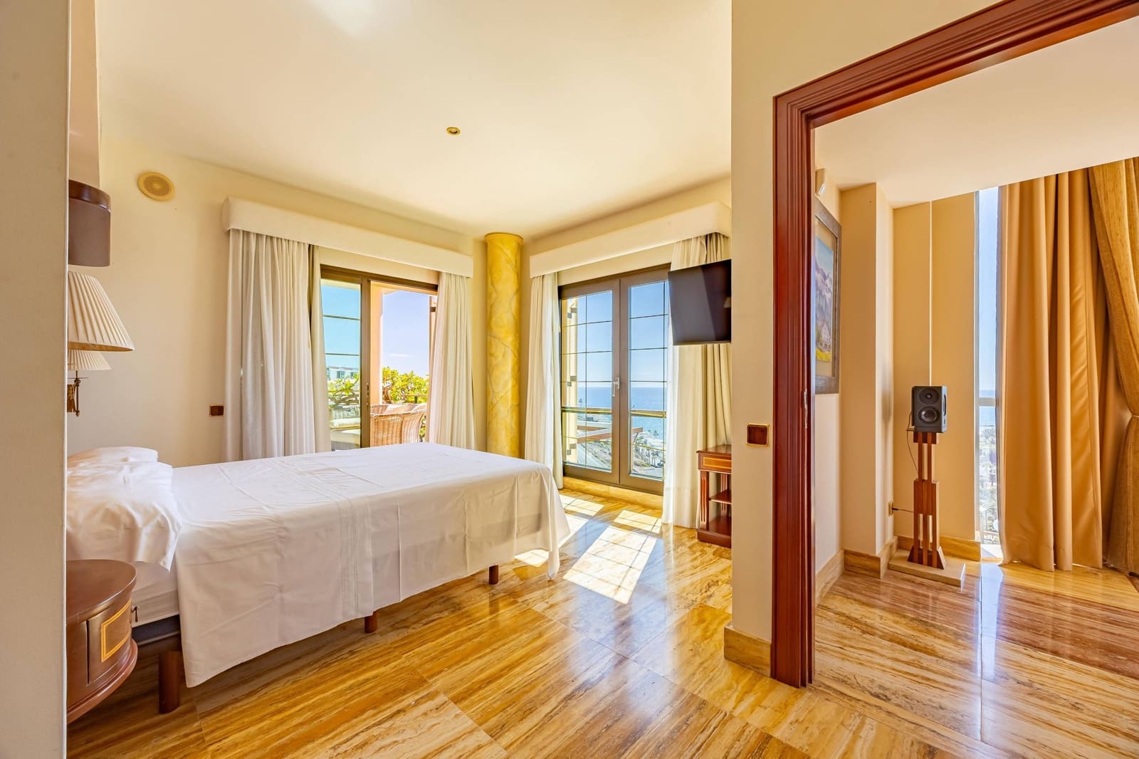 5 sovrum Villa till salu i San Bartolome de Tirajana med pool garage - 3 200 000 € (Ref: 9670648)