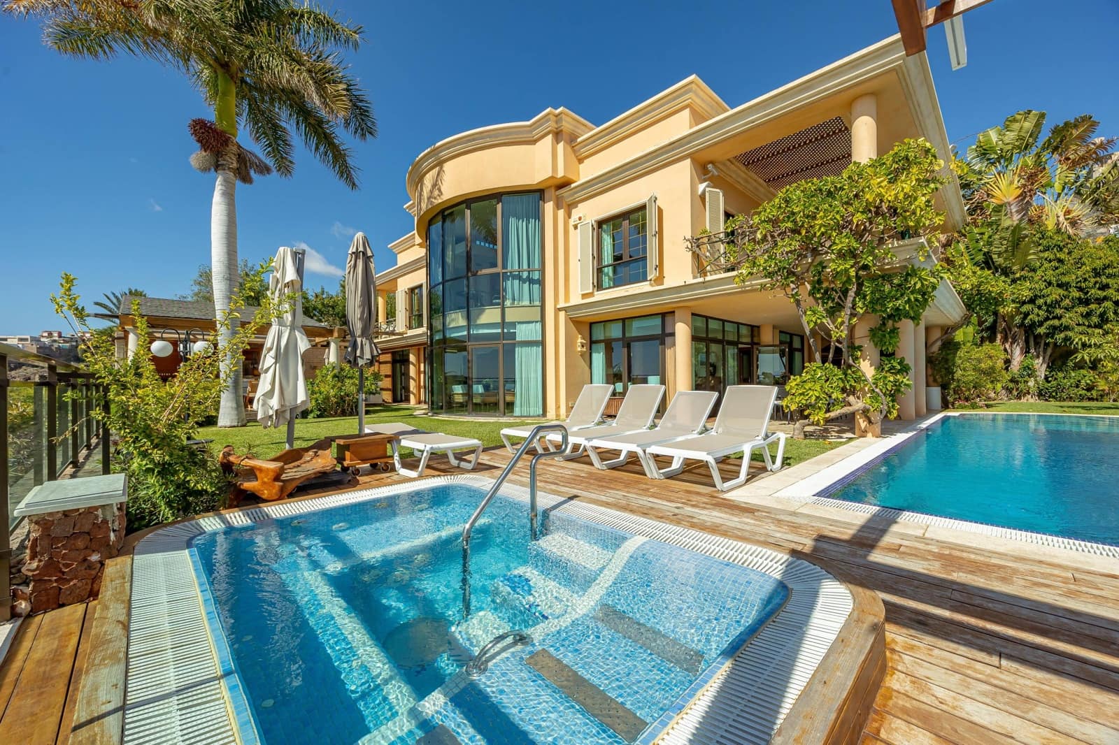 5 sovrum Villa till salu i San Bartolome de Tirajana med pool garage - 3 200 000 € (Ref: 9670648)